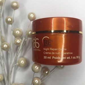 Arbonne RE9 Advanced Night Repair Creme